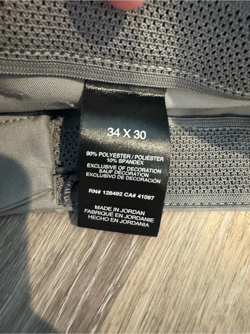 34” x30” 2 pairs of Greg Norman athlesure pants - Picture 10 of 13